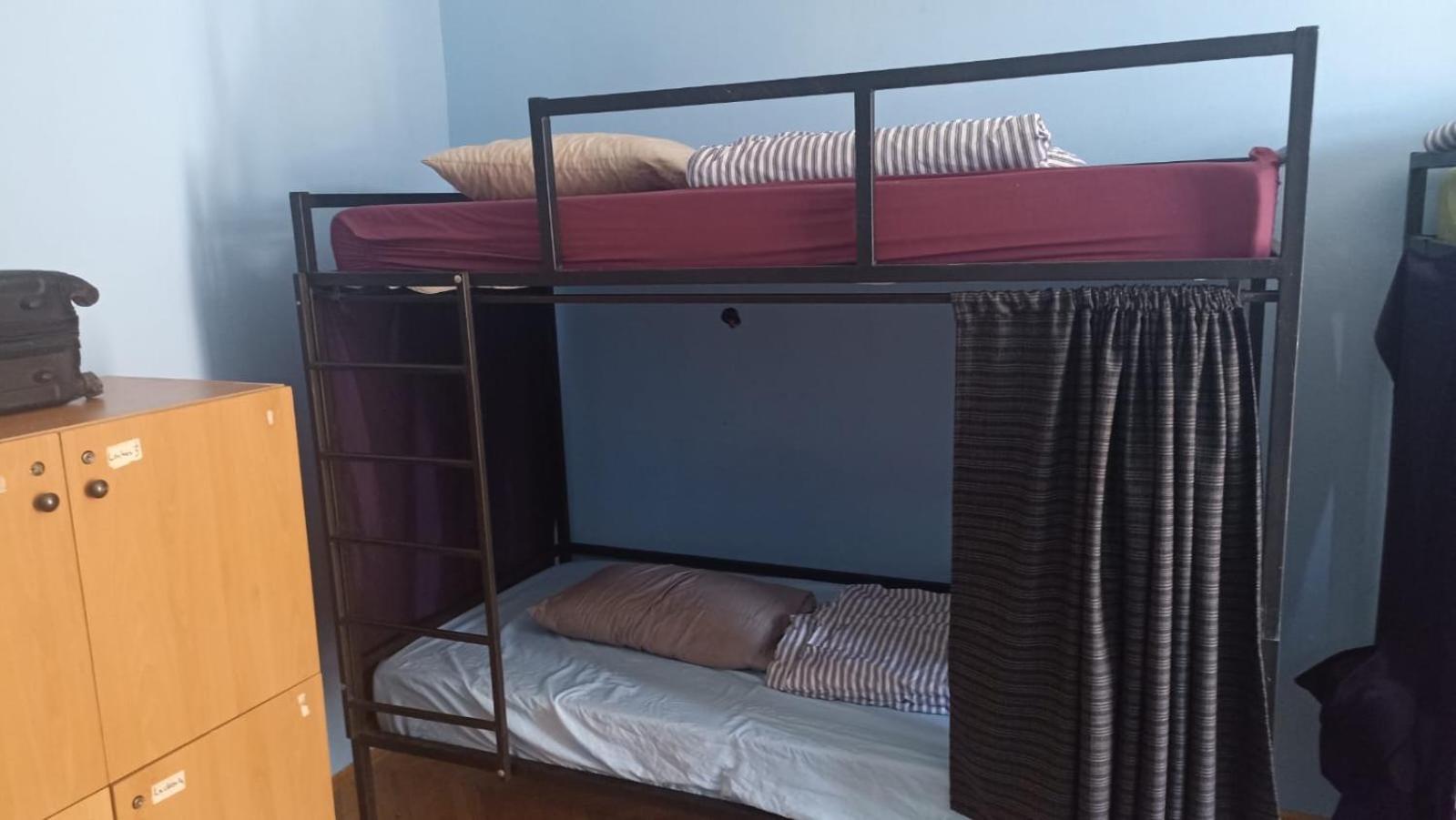 Newborn Center Hostel All Day Free Coffee Pristina Exteriör bild